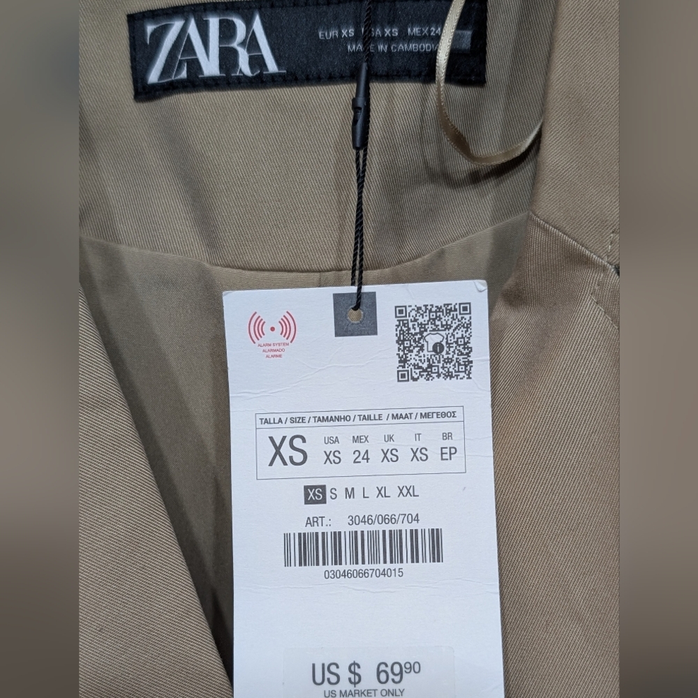 Zara Women's Cropped Tan Trench Coat - Picture 3 of 3